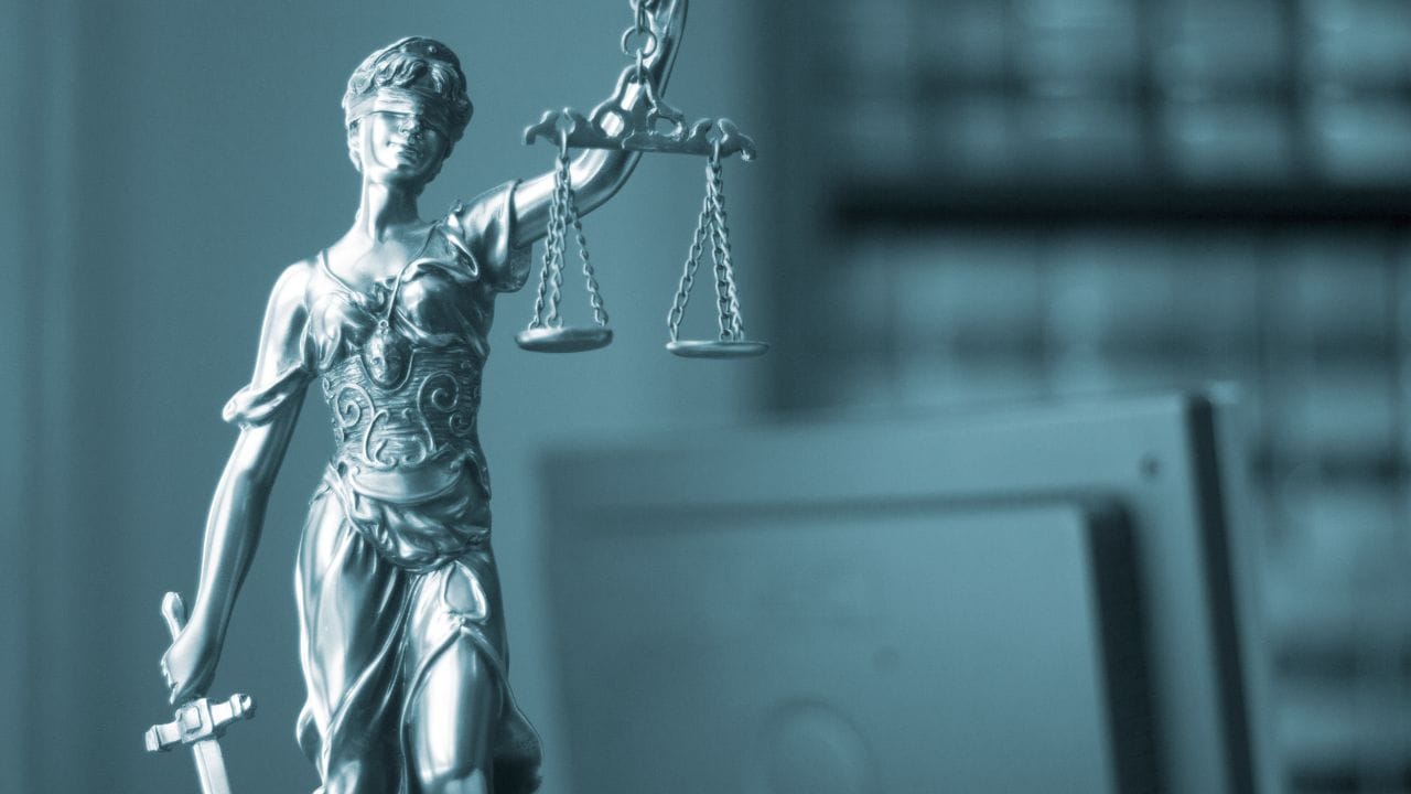 Using Tarot to Gain Clarity and Confidence During Legal Proceedings Using Tarot to Gain Clarity and Confidence During Legal Proceedings