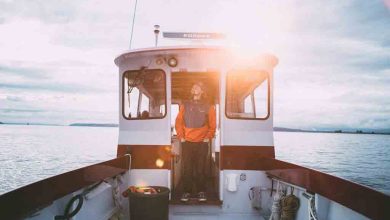 Square vs. Round: How the Shape of Your Watch Can Fix Your Health and Routine